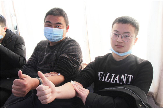 血液是生命的禮物——中國(guó)聯(lián)通安康市分公司、安康大數(shù)據(jù)運(yùn)營(yíng)有限公司聯(lián)合開(kāi)展冬季應(yīng)急獻(xiàn)血活動(dòng)